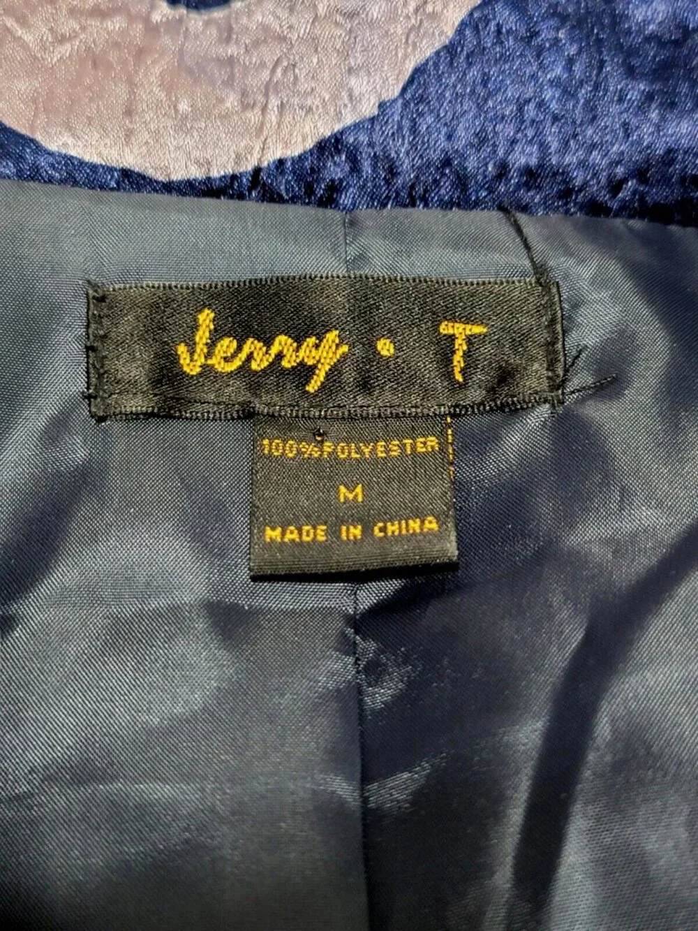 Jerry T Women's Size M Beautiful Crinkle Artsy Artwear Jacket with 3/4 Sleeves